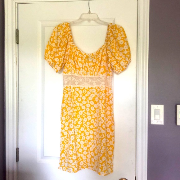 Yellow floral summer dress - Picture 4 of 8